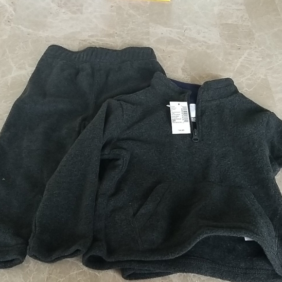 Children's Place Sweat Outfit